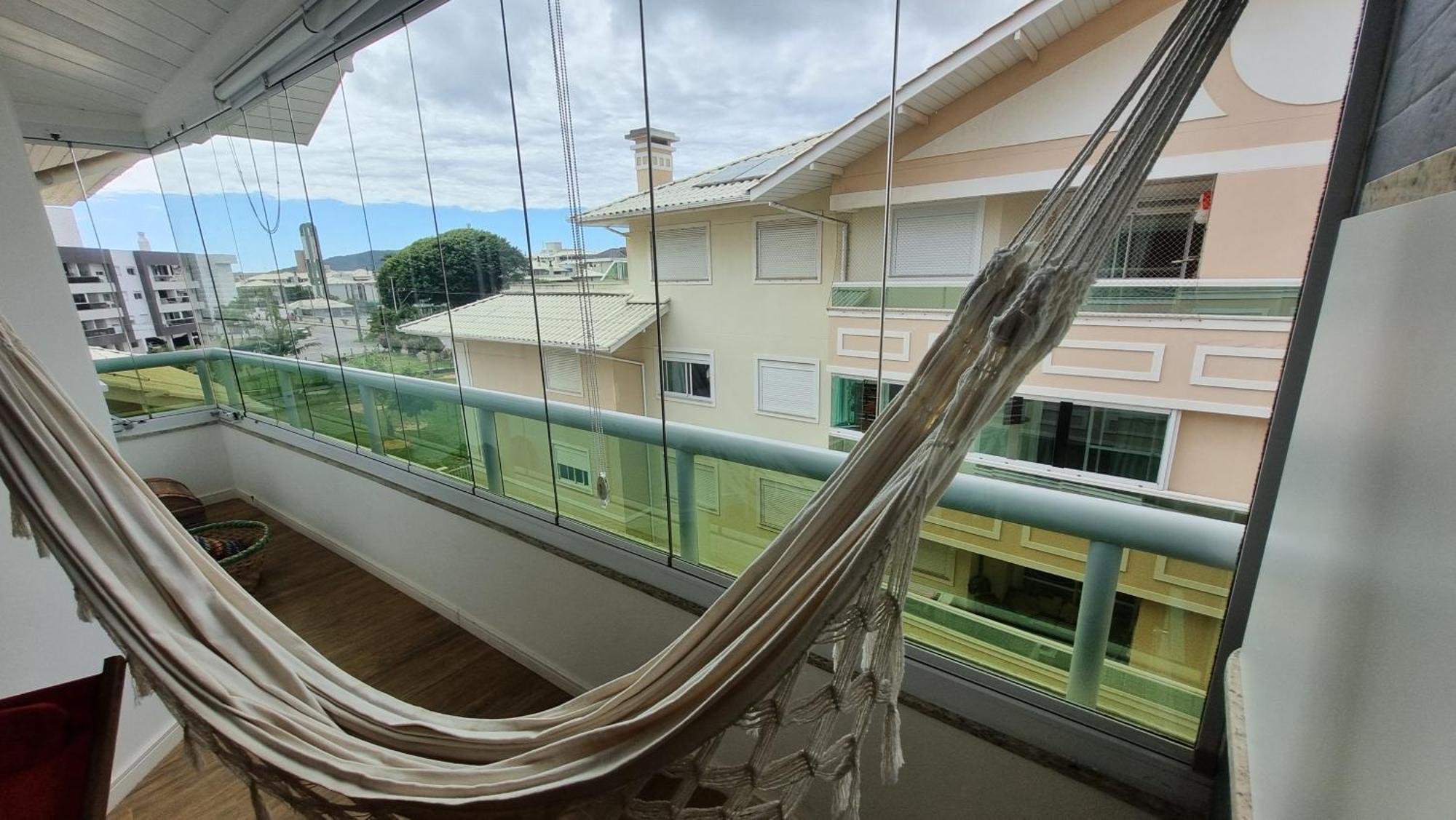 Apartamento Cobertura A 100m Da E Proximo Ao Centro Florianopolis