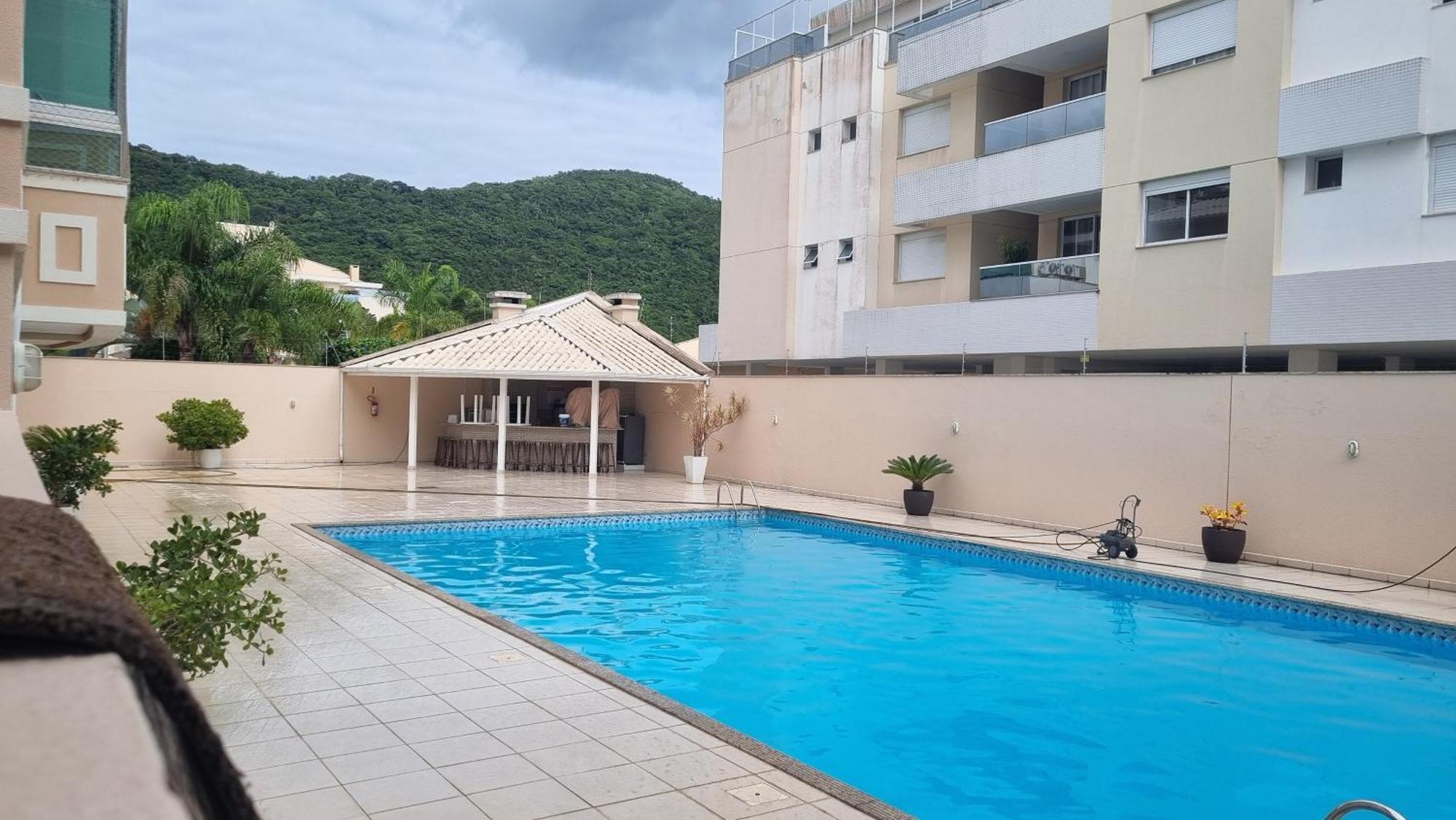 Cobertura A 100m Da E Proximo Ao Centro Apartamento